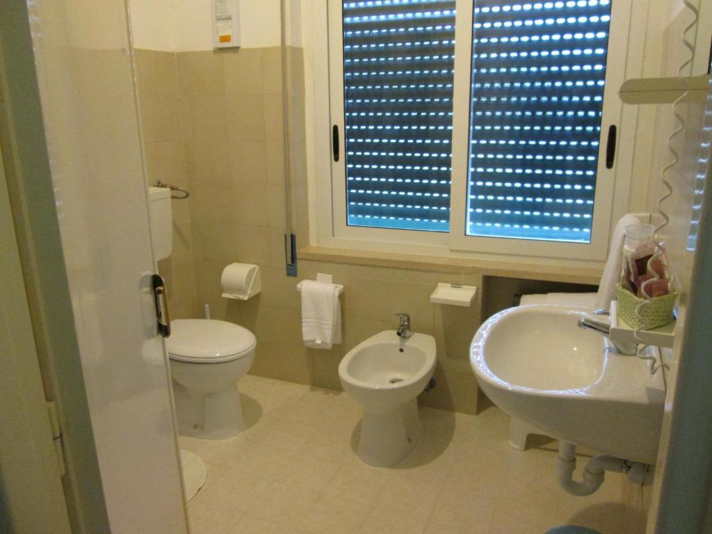 Hotel Autostello Castellana Grotte Chambre photo